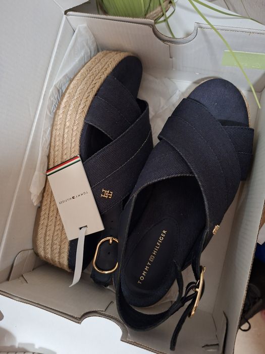 Сандали Tommy Hilfiger/Нови в кутия