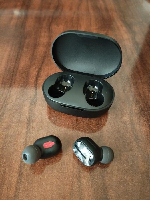 Earbuds Basic 2 (Беспроводные наушники)