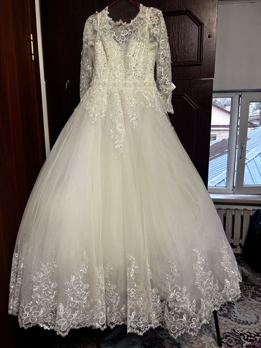 Свадебный платье