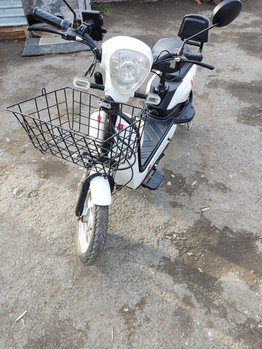 Электроскутер SK8