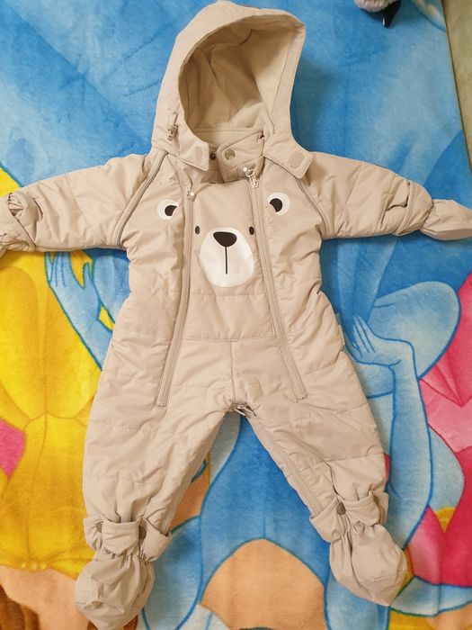 Продам комбинезон на весну