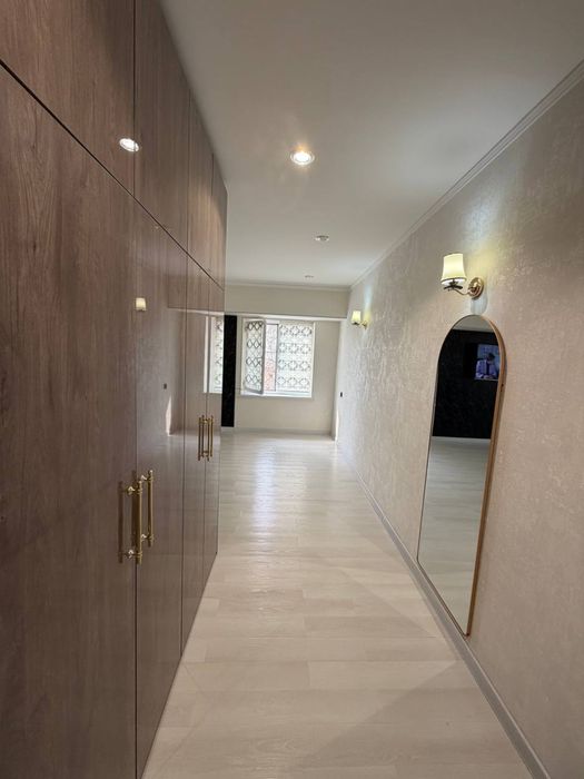 2/2/4 Ц 5, Монумент мужества, метро минор