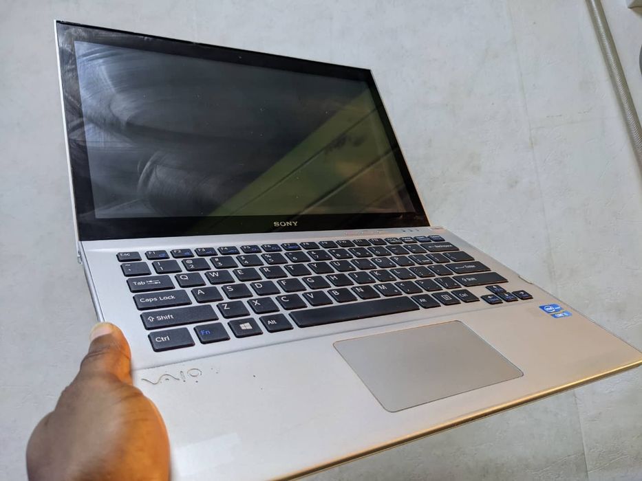 Sony Vaio ультрабук. Дешево!
