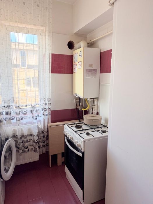 Inchiriez Garsoniera