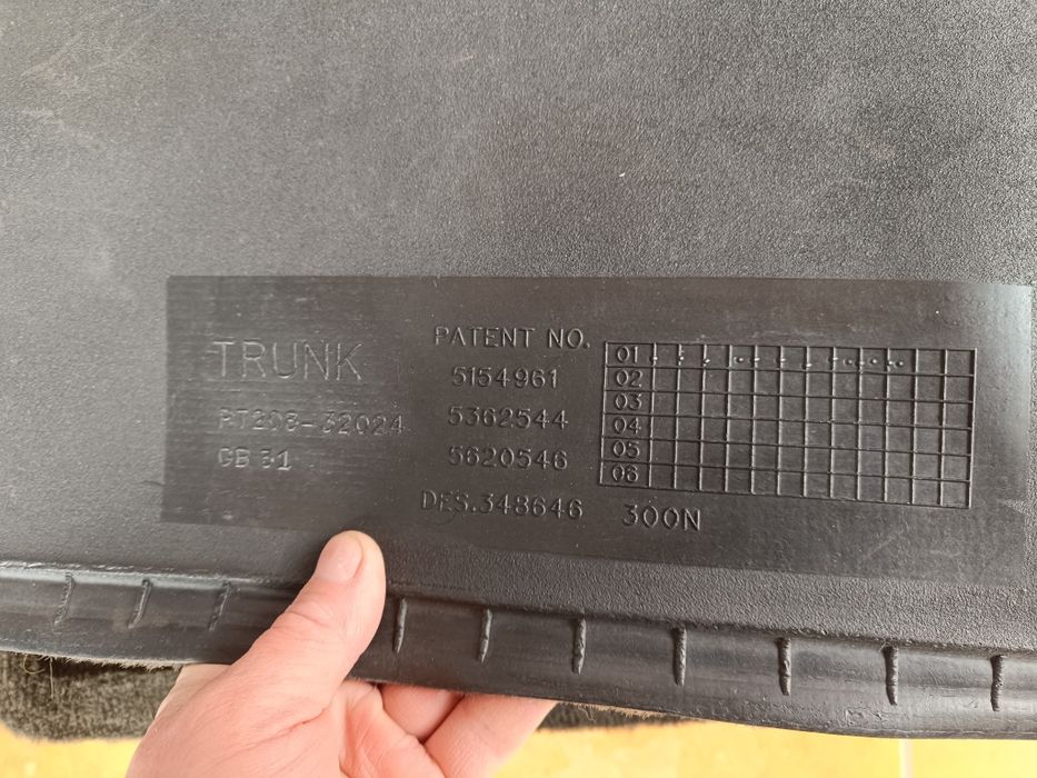 Коврик на Камри 35-40