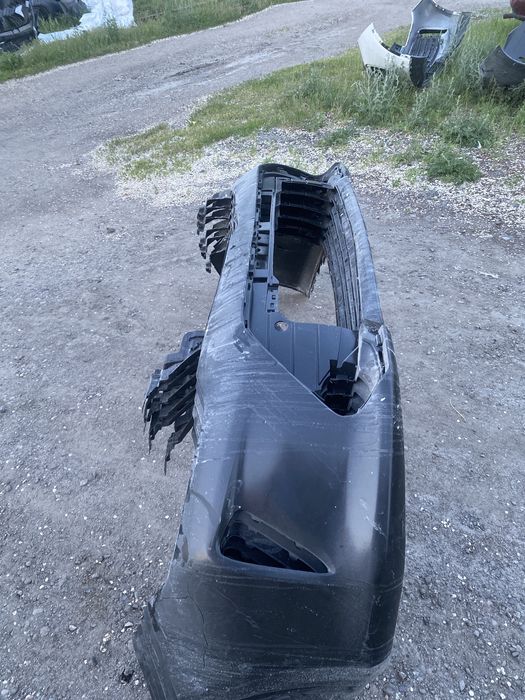 Продам бампера 55 kamry