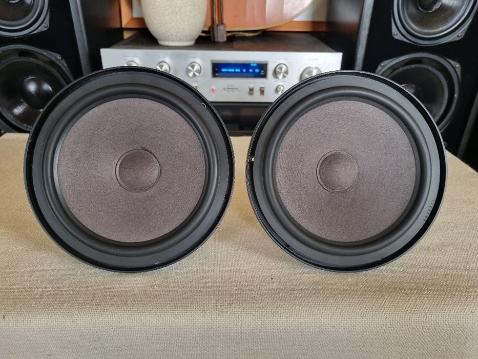 Set Difuzoare Mid/Bass Braun. 8 ohms, 40 watts, 19 cm. Impecabile