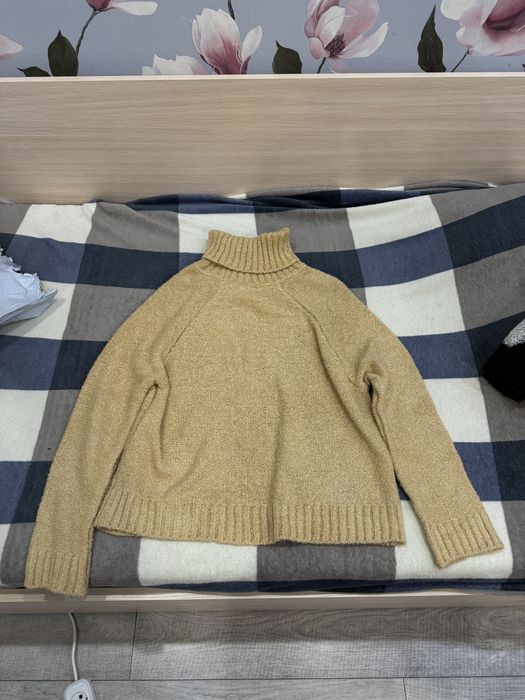 Свитер в хорошем состояний