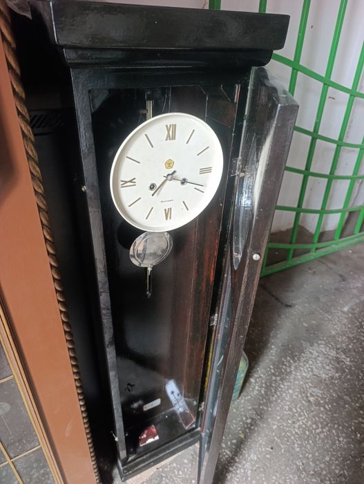 Высокие настенные часы 1м 20см