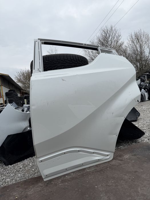 Врата Toyota C-HR 2017 год.-