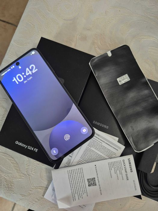 Telefon portable GSM Samsung Galaxy S 24 FE graphite 256gb, dual sim, liber de rețea
