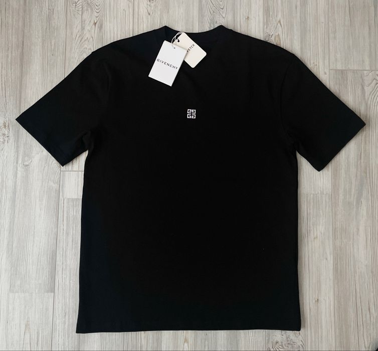 Нови Стилни Тениски (S,M,L,XL,XXL)