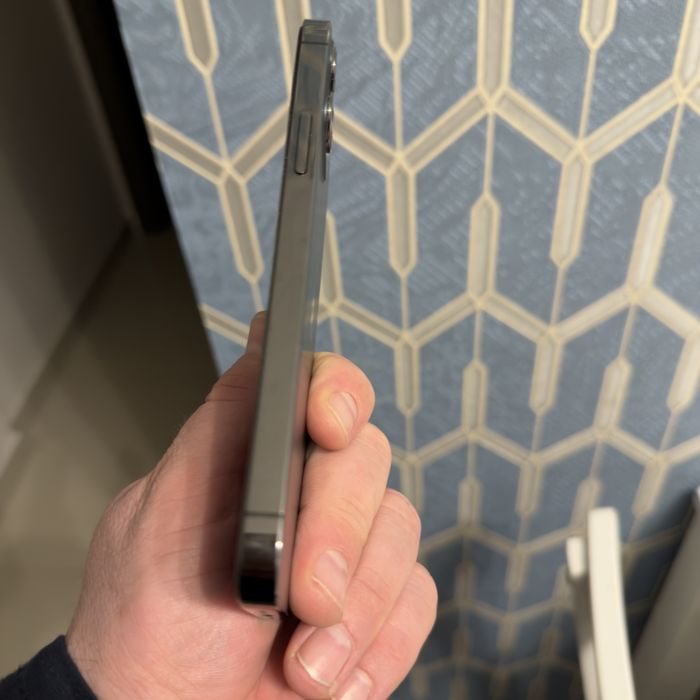 Iphone 12 pro ingrijit 128 gb baterie 77 %