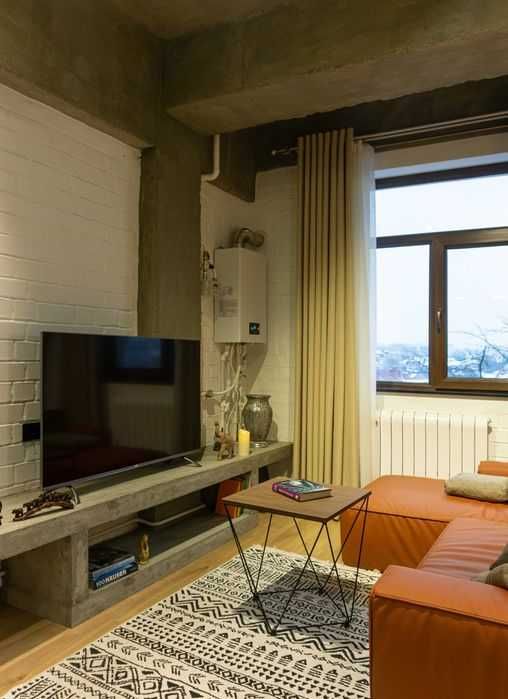 Срочно сдается! На ул.Сайрам! 2/5/9