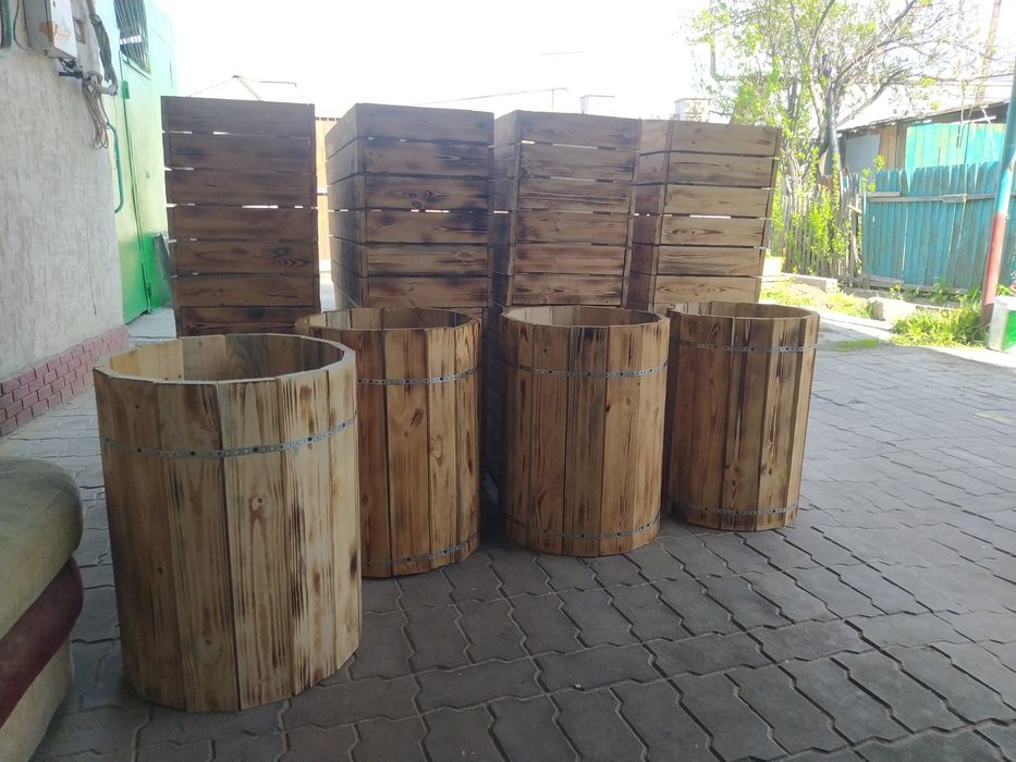 Деревянные вазоны (кашпо)