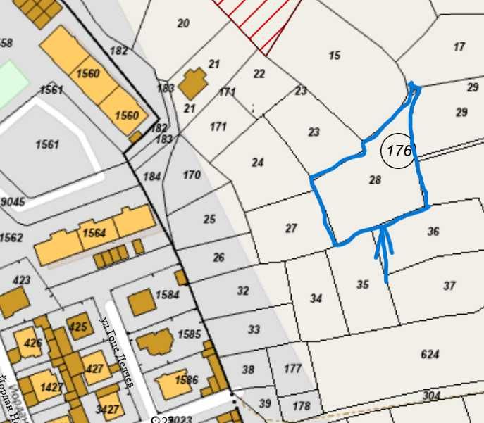 Имот в гр. Сопот, кв. Сарая