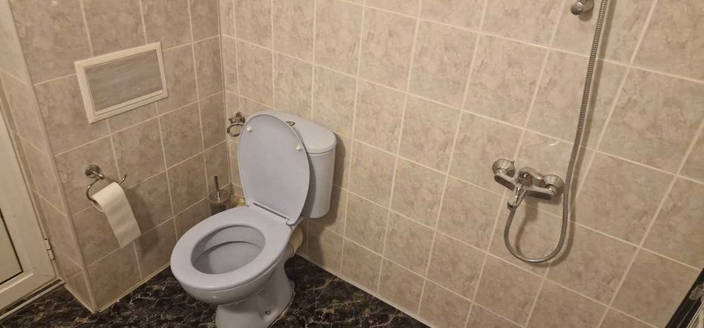 Продава се Тристаен апартамент в Пловдив, Център - 70 кв.м за 2029 €/кв.м - Снимка #8