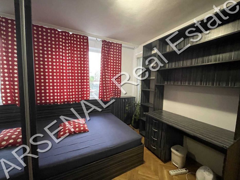 Дава се под наем Четиристаен апартамент в София, Гео Милев - 135 кв.м за 700 € - Снимка #3