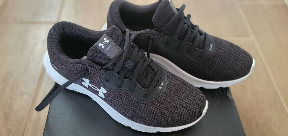 Маратонки Under Armour