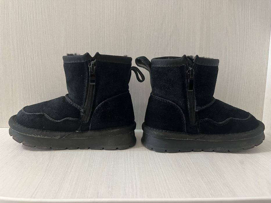 Продам детские угги