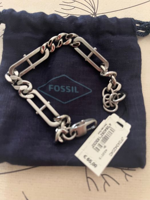 Гривна с верижка в сребрист тон Fossil