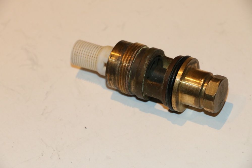 Fluxostat debitmetru turbina si senzor hall centrala Motan