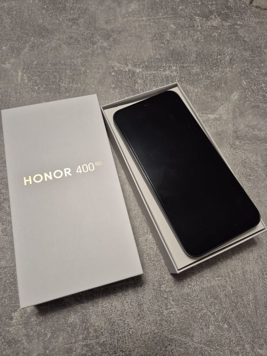 Honor 400 8GB RAM, 256 gb stocare