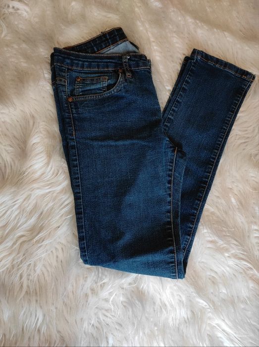 Дамски дънки М-Л размер