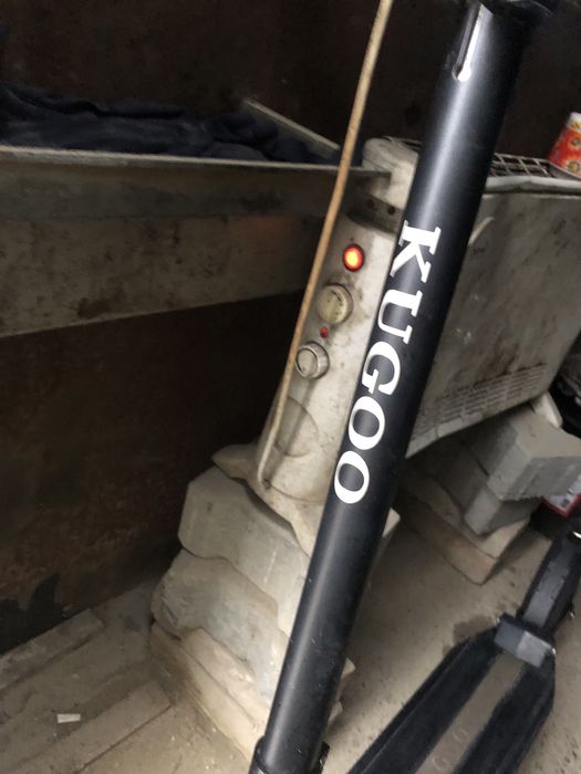 Vand trotineta electrica KUGOO