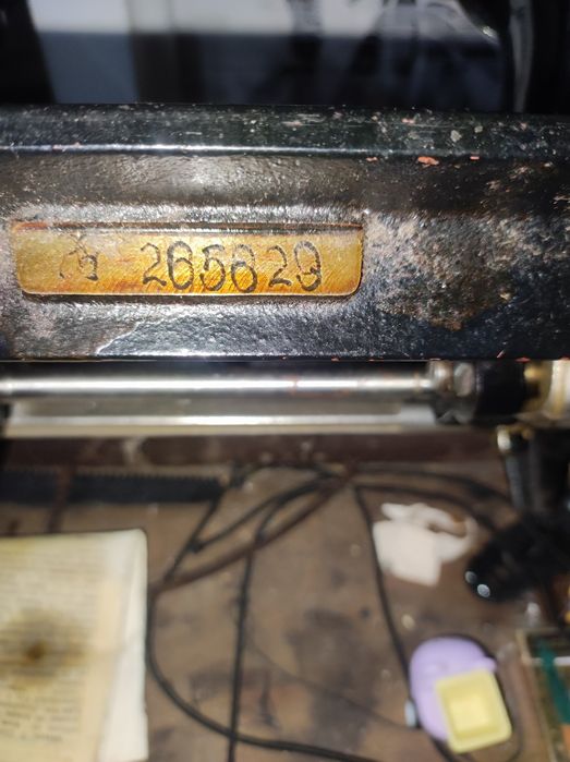 Китайская швейная машинка