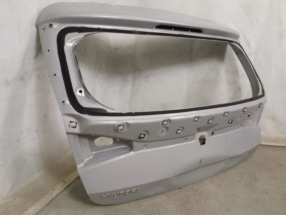 Хюндай и20 / Hyundai i20 3 [ - ] Оригинален повреден заден капак/багаж