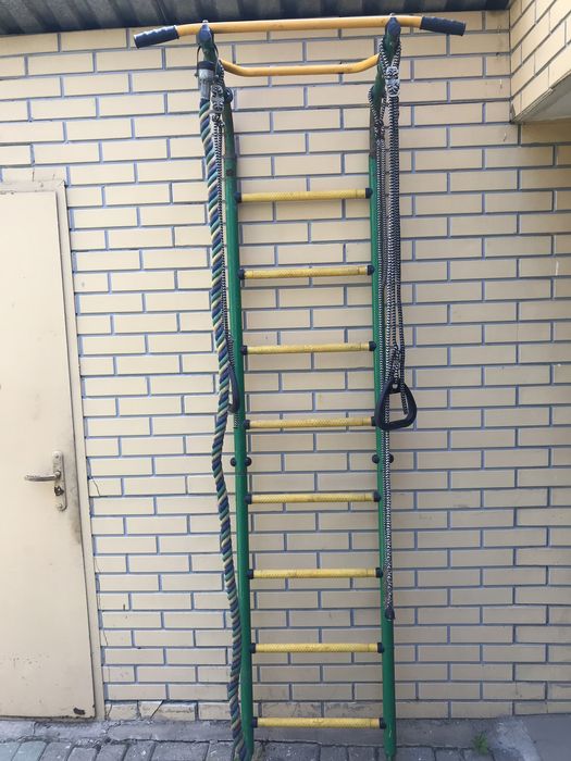 Спортивный уголок