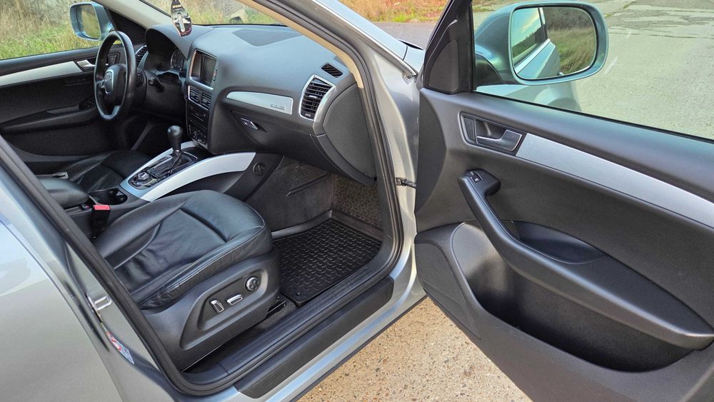 Audi Q5, 2012, automata, Quattro, full-options, impecabila.