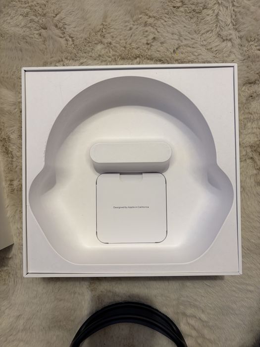 Airpods Max Midnight Black in stare buna, cu factura