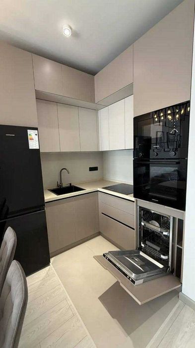 Продается своя роскошная квартира в Akay City