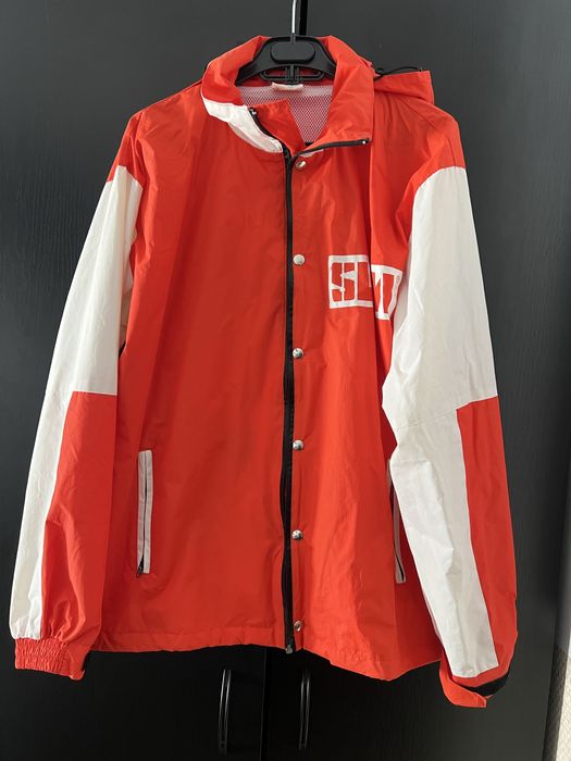 Geacă sport, antivânt, stare foarte bună