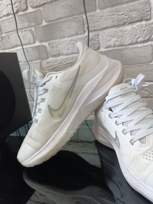 Оригинальные кроссовки Nike