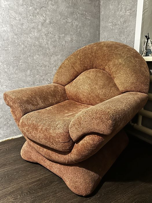 Продам мягкий уголок