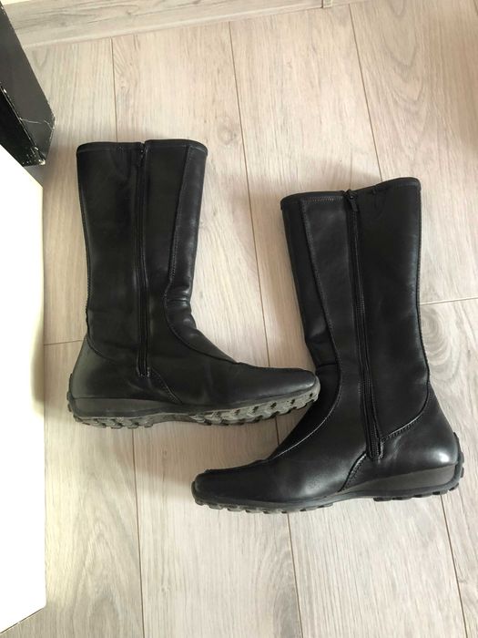 Дамски кожени ботуши GEOX номер 39