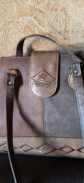 Женская модельная сумка