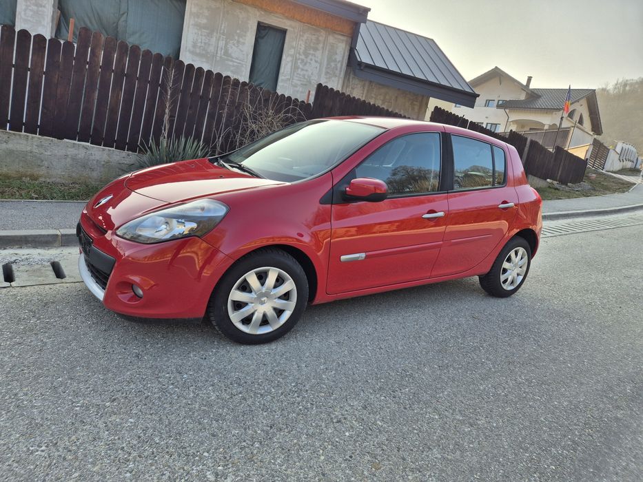 Renault Clio 2011 1,2 benzina Euro 5 Impecabila!!!