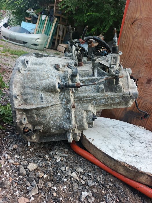 КПП 6-ст. мех. (МКПП) Renault Scenic 2003-09