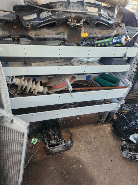 Rafturi metalice Autoutilitare