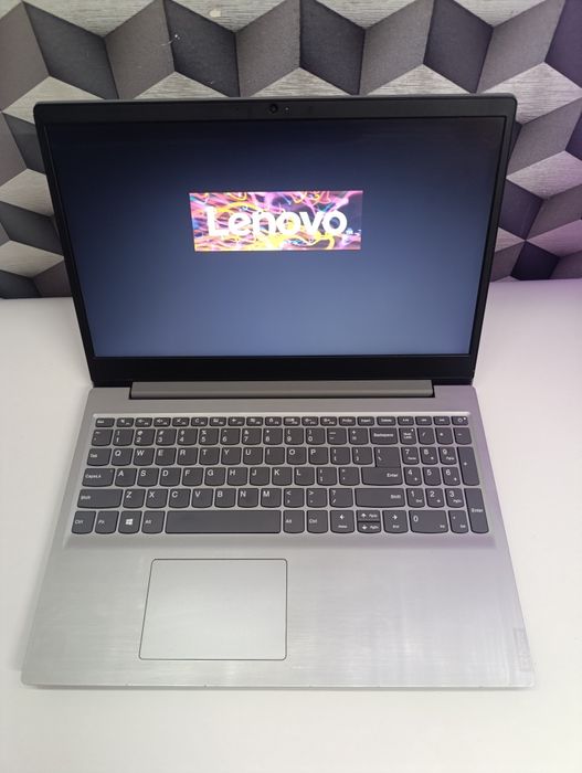 Laptop office Lenovo 15.6 fhd nano  Intel ddr4 model s145