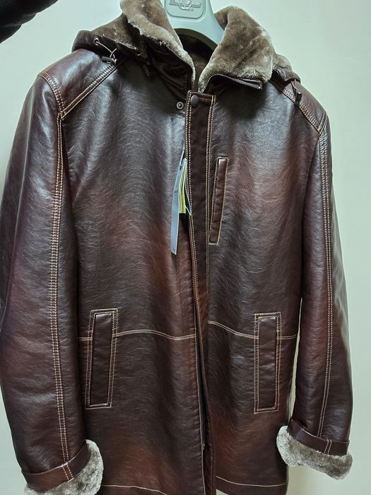 Дубленка новая, с капюшоном,размер 50-52, Турция,