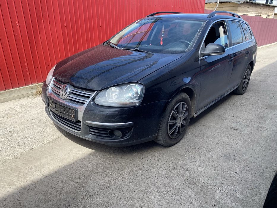 Dezmembram Volkswagen Golf 5 Variant