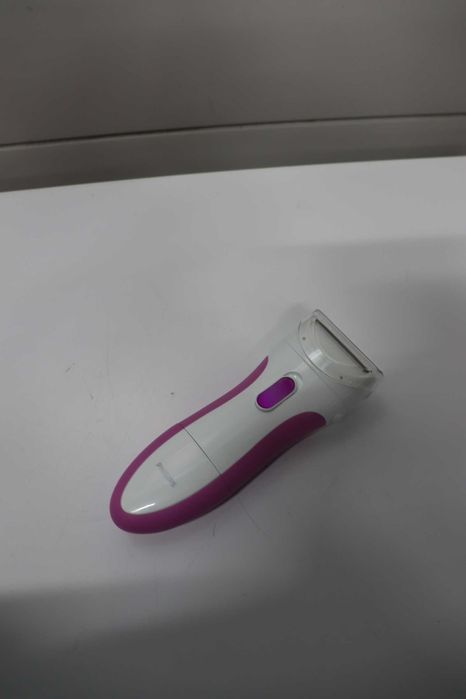 Philips SatinShave Essential Електрическа самобръсначка за крака за жени, безжична, за мокро и сухо бръснене, HP6341/00
