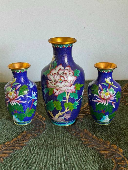 3 vaze japoneze Cloisonné 1000 lei