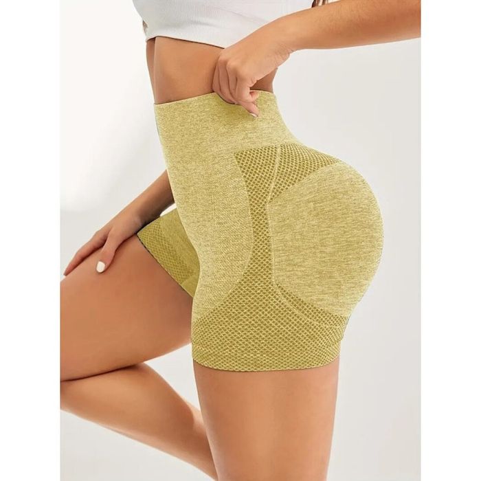 Йога клин с висока талия и повдигащ ефект