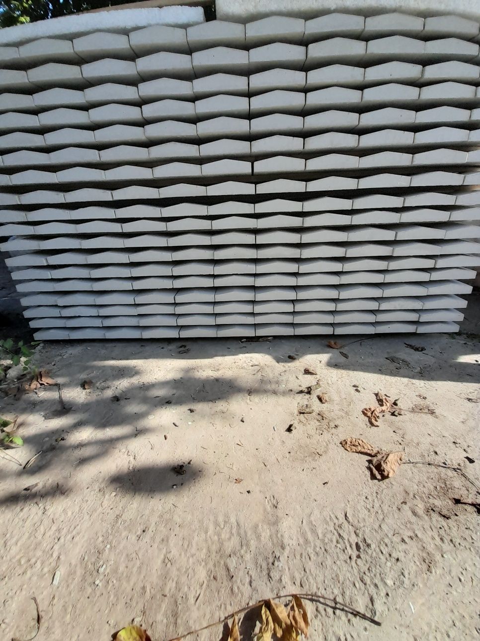 Feel bad musical Canteen Capace din beton pentru gard. Timisoara • OLX.ro